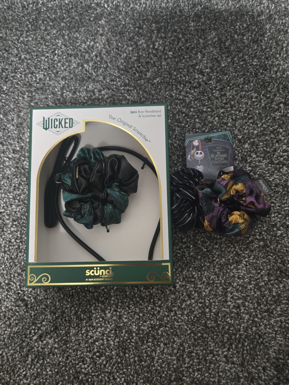 scunci Wicked Black Headband And Scrunchie Nightmare Before Christmas Scrunchies